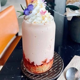 สตรอว์เบอร์รี่ชีสเค้กสมูทตี้