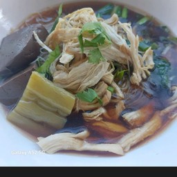 ก๋วยเตี่ยวไก่มะระไก่ฉีกน้ำ