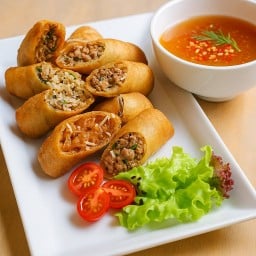 ปอเปี๊ยะทอด 3 สหาย