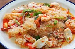 ยำวุ้นเส้นทะเลรวม