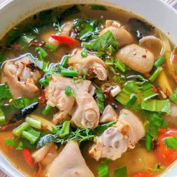 ต้มแชบขาหมู