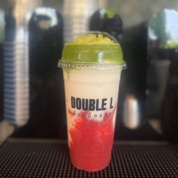 ชาเขียวนมสดสตรอว์เบอร์รี่ (ปั่น)