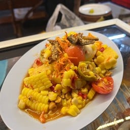 ตำข้าวโพดไข่เค็มไทย