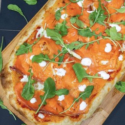 Salmone Affumicato Pizza - แซลโมเน่ อัฟฟูมิคาโต้