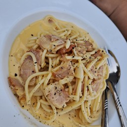 สปาเก็ตตี้คาโบนาร่า
