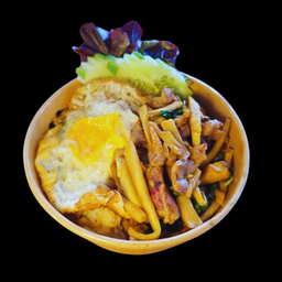 ข้าวกะเพราหน่อไม้ไก่