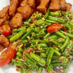ตำถั่ว หมูทอด