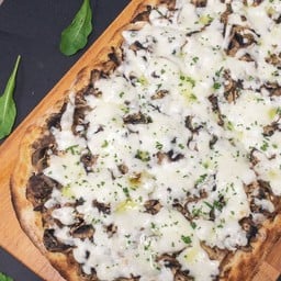 Tartufo & Funghi Pizza - ตาร์ตูโฟ้ แอนด์ ฟุงกี้ พิซซ่า (V)