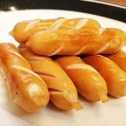 ไส้กรอกไก่(CP)ทอด 6 ชิ้น