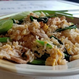 กินจุ By ยูสุ (พี่ลักษณ์แม่ครัวร้านเจ้าสัว) ซอย2