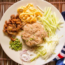 ข้าวคลุกกะปิ.