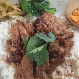 ข้าวขาหมู CJ วัดเขาคันธมาทน์