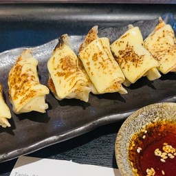 1611. Mini Gyoza Cheese _6pcs