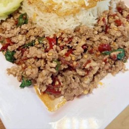 ข้าวหอมกระเพราหมูสับ