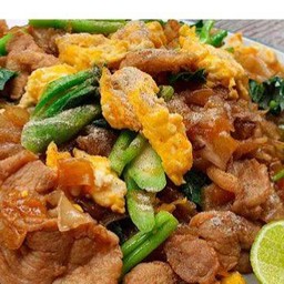 ผัดซีอิ๋วเนื้อ