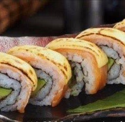 1008. Salmon Cheese Roll (5pcs)