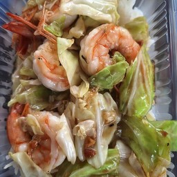 ผัดกระหล่ำปีใส่กุ้ง