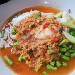 ข้าวปุ้นฮ้อนหน้าวงเวียน 1