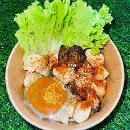 เห็ดย่าง+ น้ำจิ้มสุกี้+ โรยพริกหมาล่า