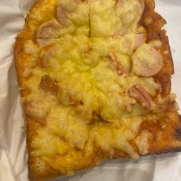 หน้าไส้กรอกไก่+ปูอัด