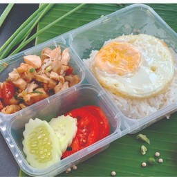 ข้าวราดหน้าไก่สัป+ไข่ดาว