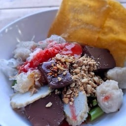 ก๋วยเตี๋ยวหมูต้มยำเย็นตาโฟ แก้วกำลัง สะท้านปฐพี ก๋วยเตี๋ยวหมูต้มยำเย็นตาโฟ แก้วกำลัง สะท้านปฐพี