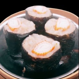 หมูห่อสาหร่ายไส้ปูอัด