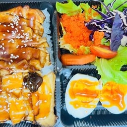 Set Bento (ไก่ผัดซอสเทอฯ+เห็ดออรินจิ + ไข่ต้ม พร้อมไฮโดรโรยไข่กุ้ง