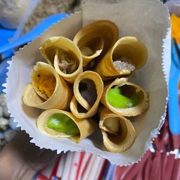 โตเกียวไส้ คละกัน 8ชิ้น