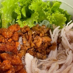หมี่ไก่ฉีก พริกกากหมูแซ่บ งามวงศ์วาน
