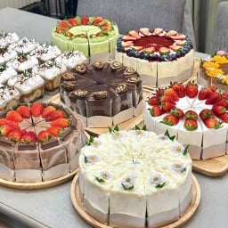 Twenty-six House (ร้านเค้ก)
