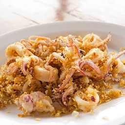 ข้าวหมึกชุบแป้งทอด