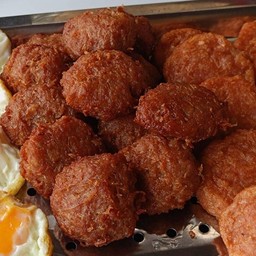หมูก้อนทอด