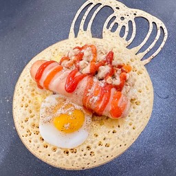 ไข่ ไส้กรอก ไก่สับ