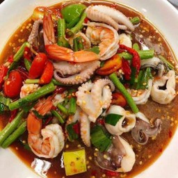 ตำ กุ้งสุก ปลาหมึก