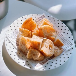 ครัวซองต์สติ๊กโฮลวีทสติ๊ก