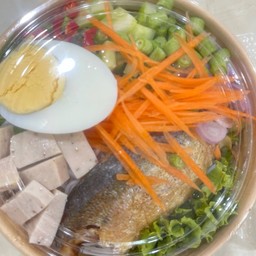 ยำขนมจีน ปลาทู