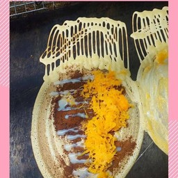 โตเกียวไส้ไมโล+ฝอยทอง (จ้มโบ้