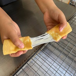 โตเกียวไส้ชีส
