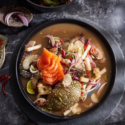 เหลารวมทะเล (ปูม้า กุ้งสด แซลมอน หอยแครง)