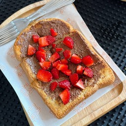 ปังปิ้งนูเทลล่าสตอเบอร์รี่