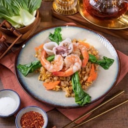 D2 ผัดซีอิ๋วทะเล