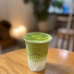 Matcha foam coconut