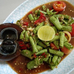 ตําถั่วปลาร้าไข่เยี่ยวม้า