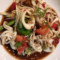 ส้มตำ ปลาหมึก