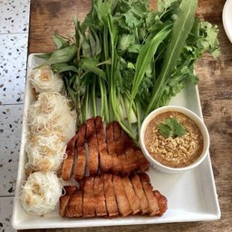 เมี่ยงหมูกรอบ