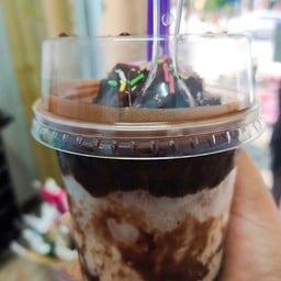 โนมมมมเหนี่ยว หน้าร้านNanny Studio