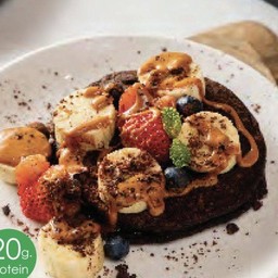 Superfood cacao & berry protein pancake