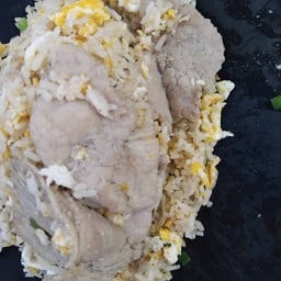 ข้าวผัดหมู