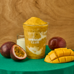 TROPICAL BREEZE (mango, passion fruit, yogurt)